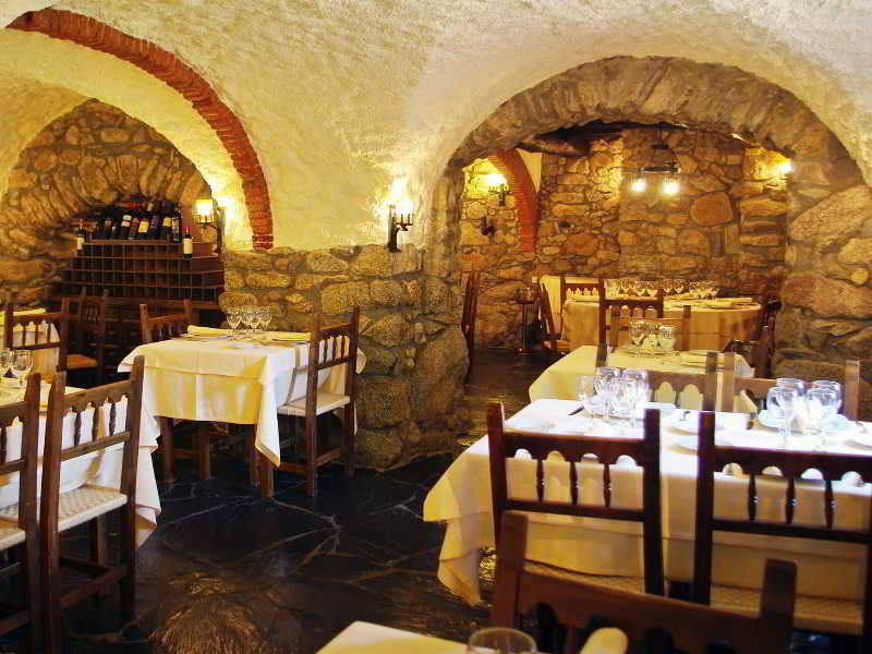 Els Cacadors De Macanet Maçanet de Cabrenys Esterno foto